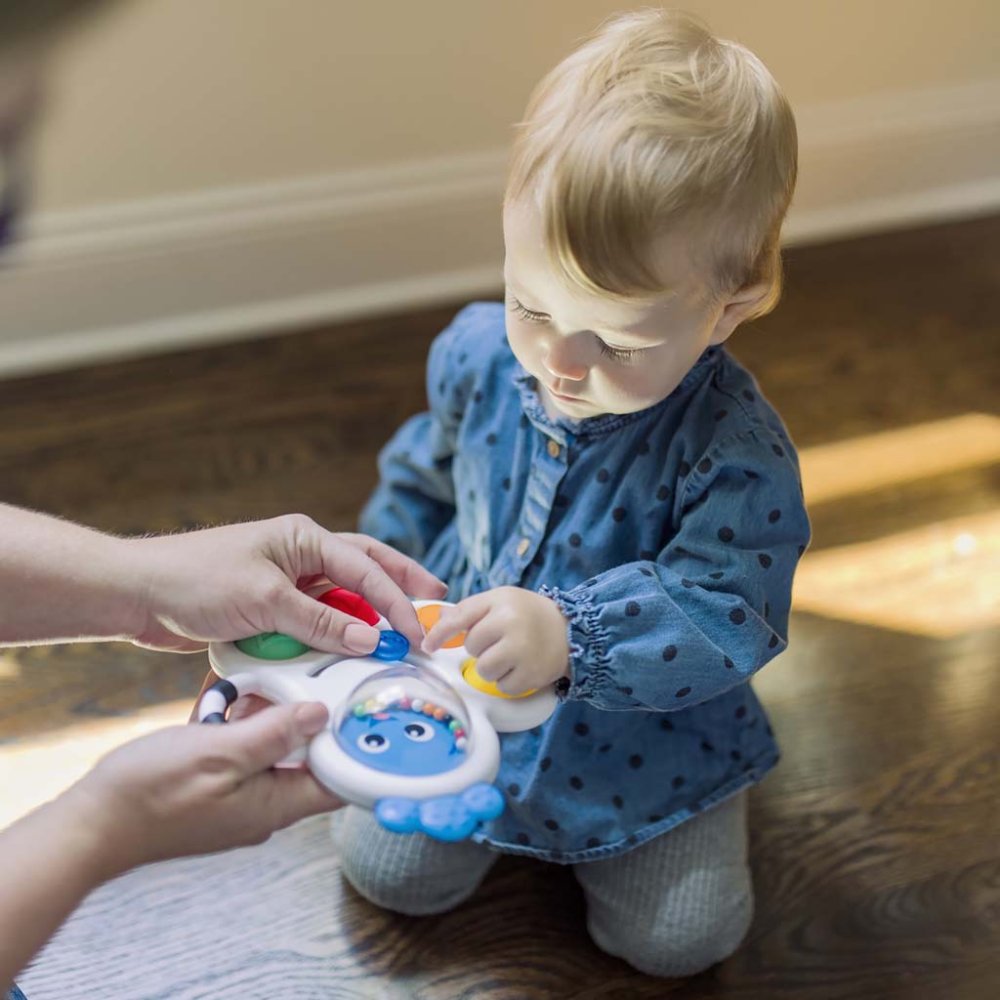 BABY EINSTEIN Hračka Senozorická Hrkálka A Hryzátko Opus's Shape Pops™ 3m+