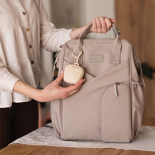 BABYONO Silikonowe etui na smoczek beżowe 0m+ - obrazek 4