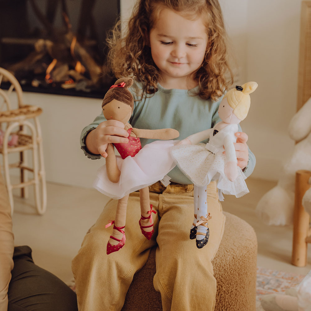 Doudou Jolijou Panenka baletka Isadora 35 cm (obrázek 10)