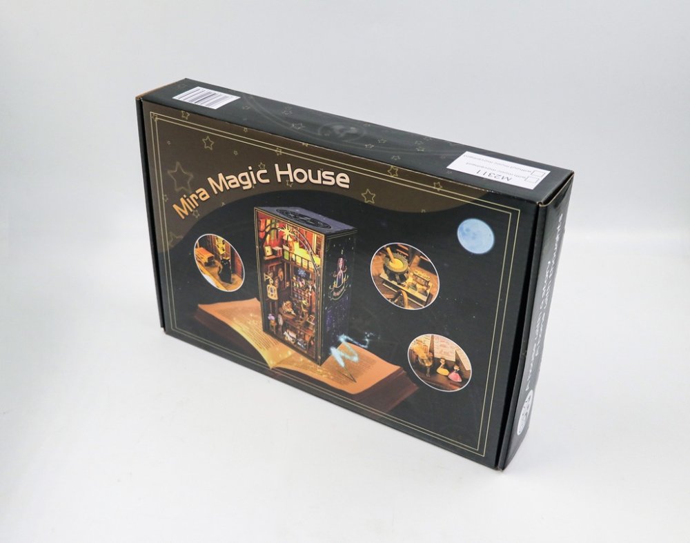 2Kids Toys 3D skládačka Zarážka na knihy miniatura domečku Domek kouzelnice Miry (obrázek 11)