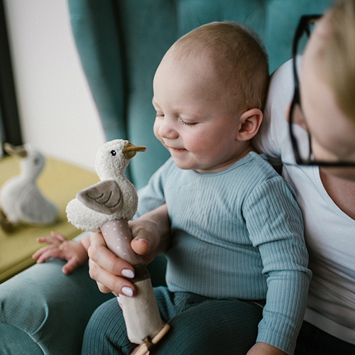 BABYONO Gioco sonaglio con massaggiagengive Oca Zoe 3m+ - immagine 3