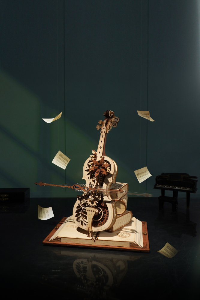 RoboTime 3D dřevěná skládačka hrací skříňky Kouzelné violoncello (mechanický pohon) (obrázek 3)