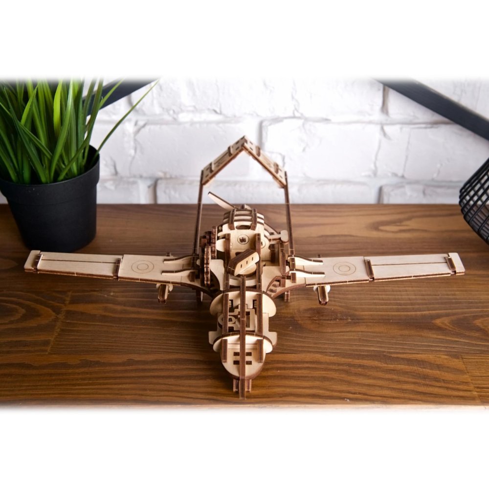 Ugears 3D dřevěné mechanické puzzle Bojový dron Bayraktar TB2 (obrázek 5)