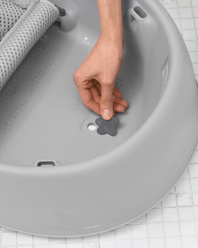 SKIP HOP Bathtub With Ergonomic Moby 3-phase Gray Mat