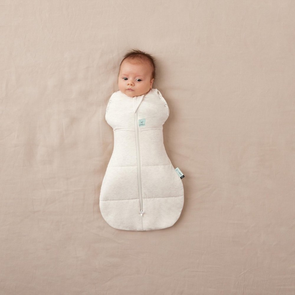 ERGOPOUCH Couverture d'emmaillotage et sac de couchage 2 en 1 Cocoon Oatmeal Marle 0-3 m, 3-6 kg, 2,5 tog – Image 4