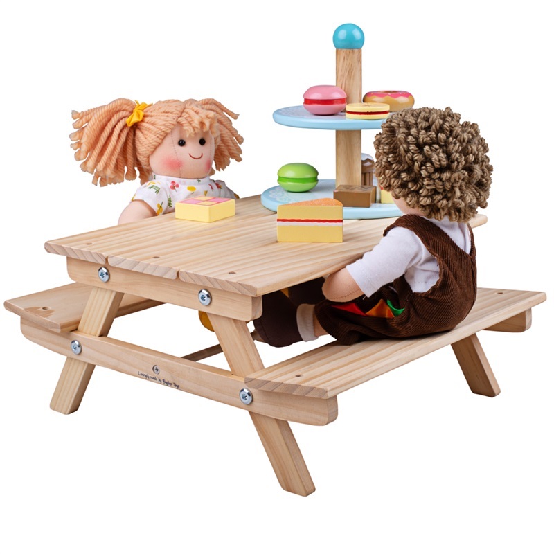 Bigjigs Toys Dřevěná pikniková lavička pro panenky (obrázek 3)