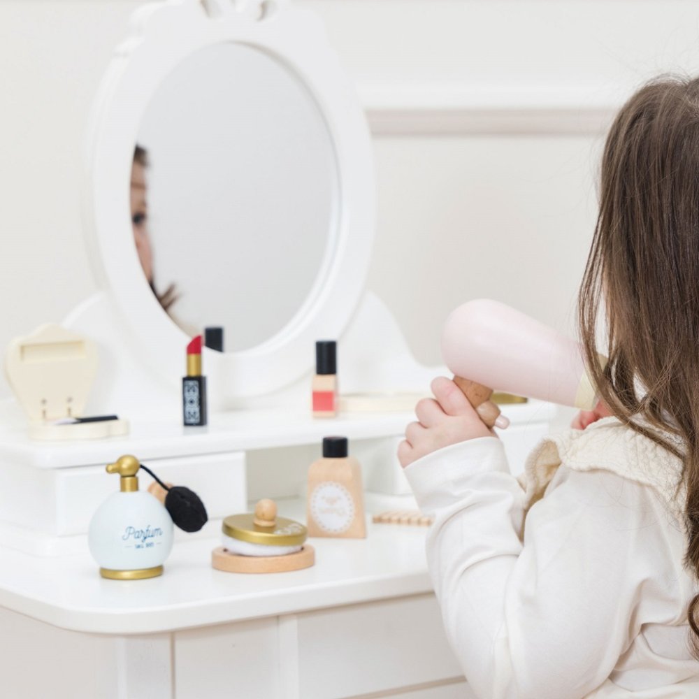 Le Toy Van Kosmetická taška s doplňky (obrázek 8)