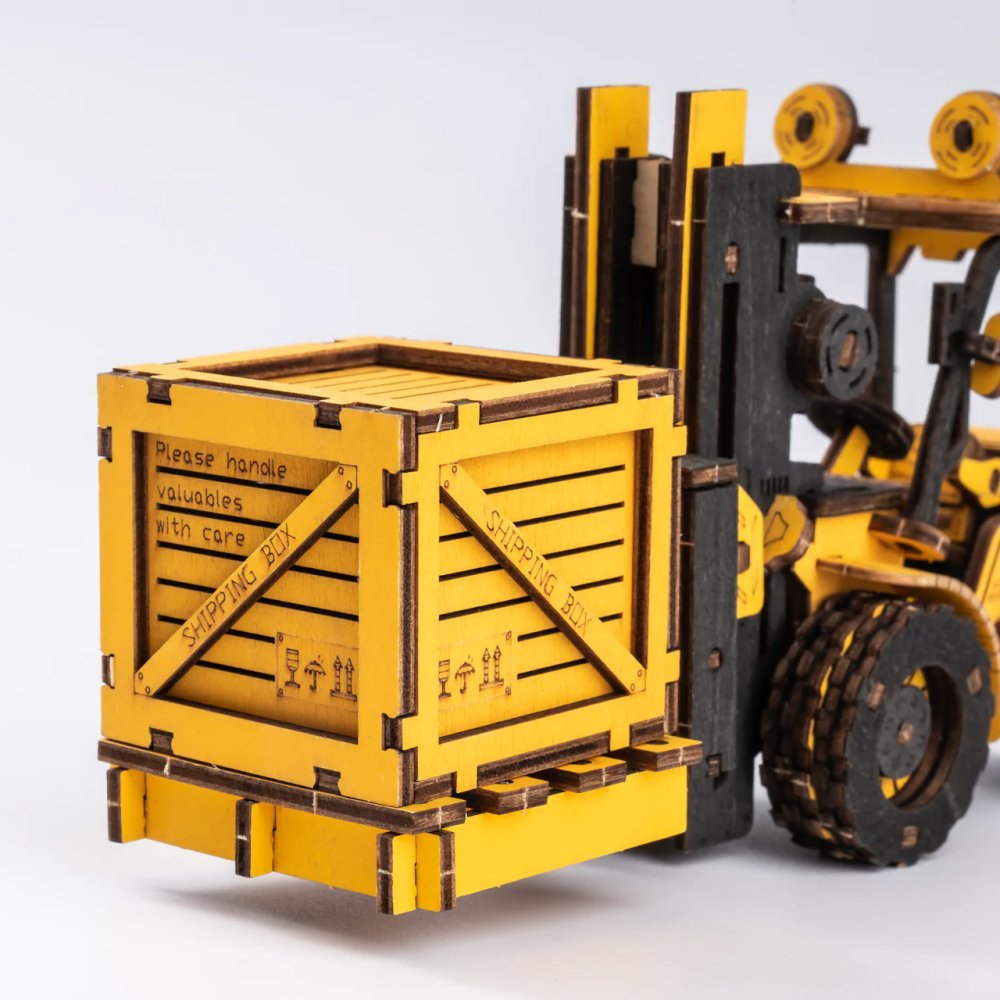 RoboTime 3D dřevěná mechanická skládačka Vysokozdvižný vozík (obrázek 10)