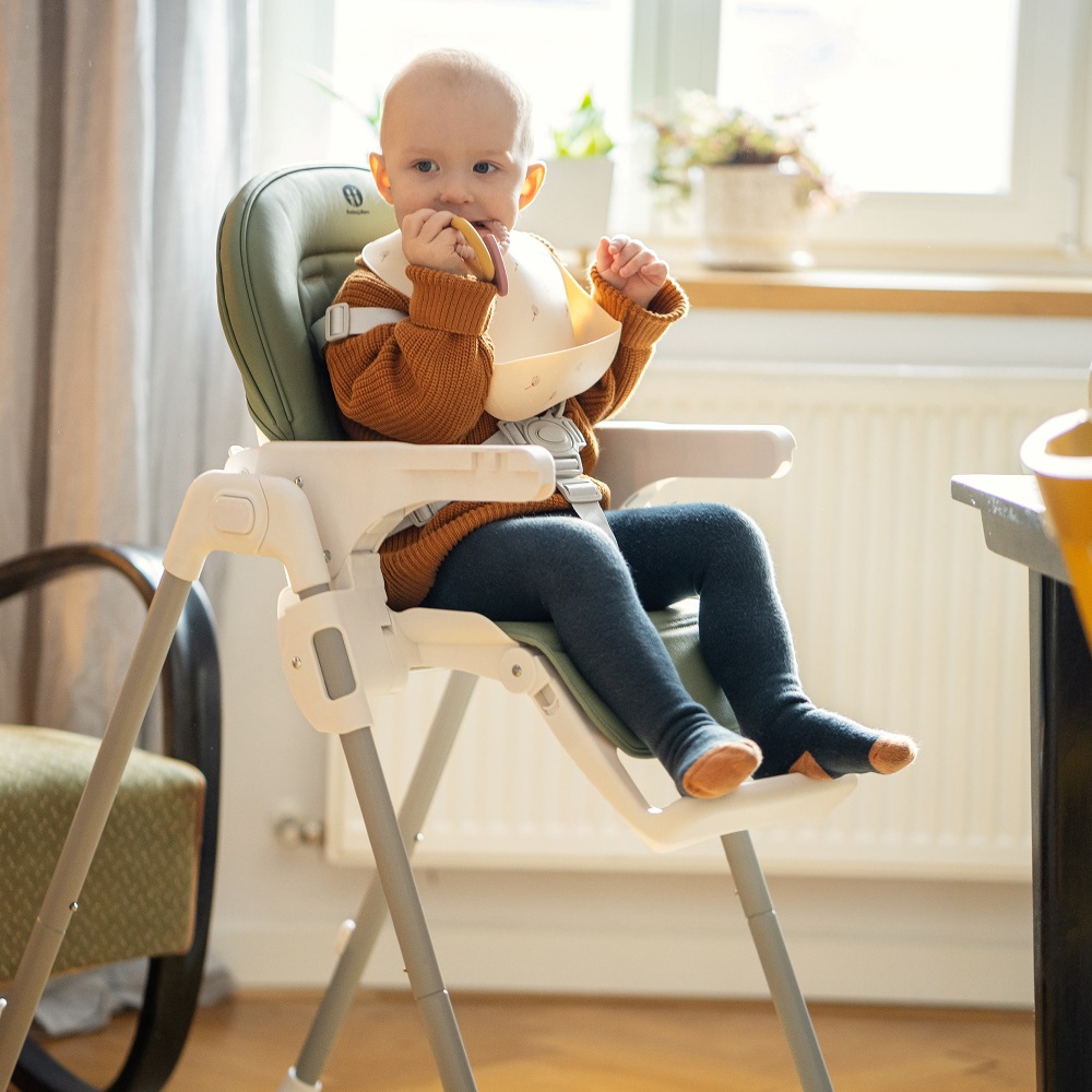 PETITE&MARS Sätesöverdrag Och Bricka För Barnstol Gusto Jasmine Honey