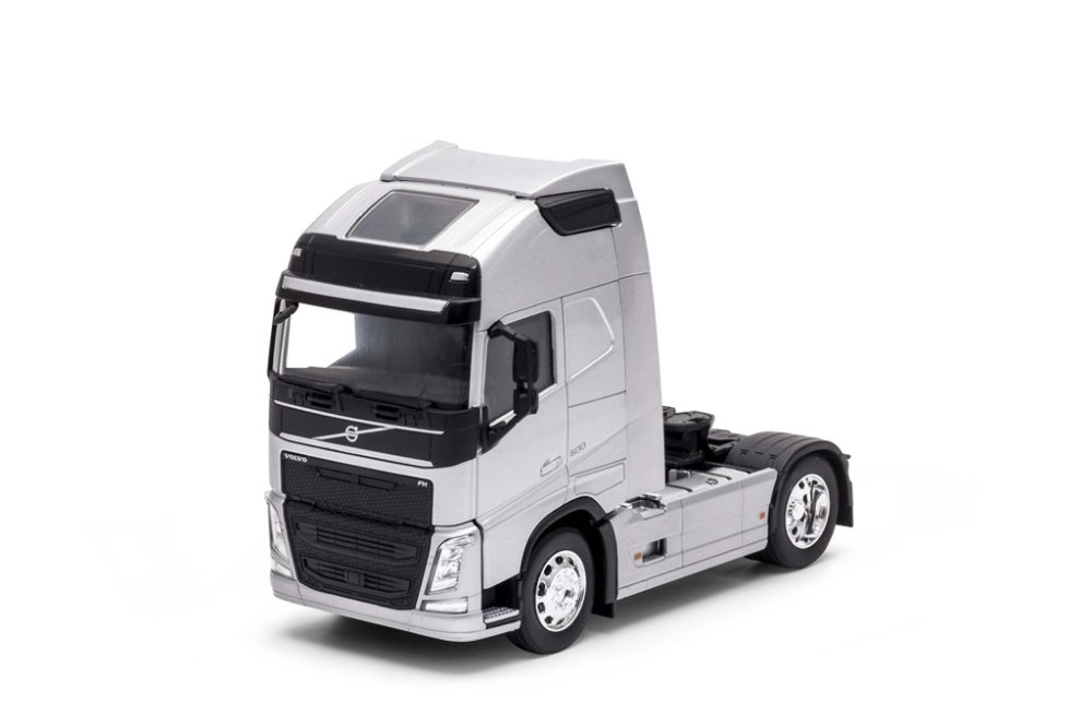 Welly Tractor Volvo FH4 corto 1:32