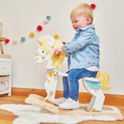 Le Toy Van Petilou Drewniany koń na biegunach Jednorożec