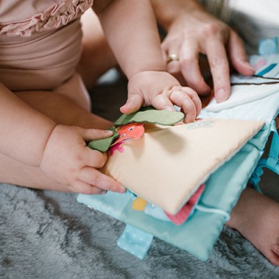 BABYONO Zintuiglijk boek Zeewereld 0m+