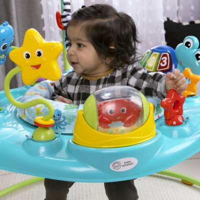 BABY EINSTEIN Hüpfburg/Aktivitätszentrum 2-in-1 Curiosity Cove™ 6m+ bis 11kg