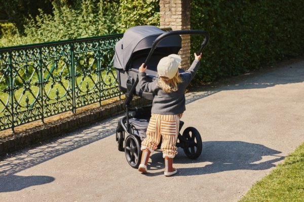 EASYWALKER Kombikinderwagen Harvey⁵ Premium 2v1 Mineral Grey LITE AIR + CYBEX Aton B2 i-Size