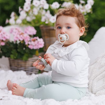 BABYONO Symmetrische Silikonschnuller 6-18m, 2 Stk.
