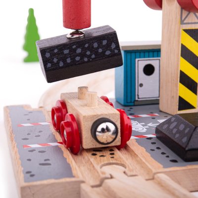 Bigjigs Rail Premogovni dok z žerjavom