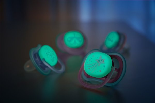 Philips AVENT Ultra Air Nachtschnuller 6-18m Mädchen, 2 Stk