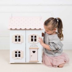 Le Toy Van Rose Heart Puppenhaus