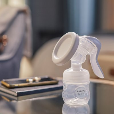 Philips AVENT Χειροκίνητο θήλαστρο, σετ εκκίνησης + σακουλάκια μητρικού γάλακτος 180 ml, 25 τεμ.