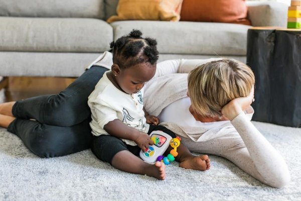 BABY EINSTEIN Take Along Tunes™ Musikspielzeug ab 3 Monaten