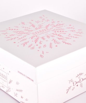 Doudou Coffret cadeau Ours polaire en peluche avec anneau 30 cm rose