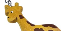 2Kids Toys Drevená kľúčenka veľká Žirafa