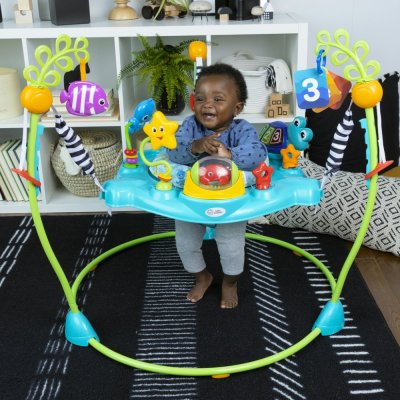 BABY EINSTEIN Hüpfburg/Aktivitätszentrum 2-in-1 Curiosity Cove™ 6m+ bis 11kg