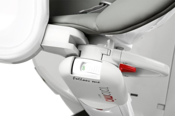 PEG PÉREGO Esszimmerstuhl Tatamia Follow Me Wonder Grey 2022 + gratis Stange