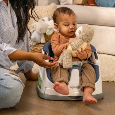 INGENUITY Sitzerhöhung 2in1 Baby Base™ Night Sky 6m+ bis 22kg