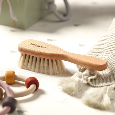 BABYONO Bürste mit Naturborsten