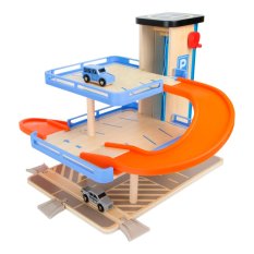 small foot Holz-Parkhaus mit Aufzug