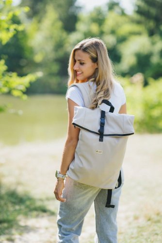 Monkey Mum® Integrerad softshell-ryggsäck för bärselen Carrie - Safariresa
