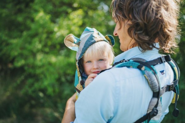 Verstelbare ergonomische draagzak Monkey Mum® Carrie - De schoonheid van geometrie