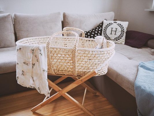 AHOJBABY Stojak na kosz Mojżesza dla niemowląt Smart White