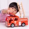 Bigjigs Toys Leseni gasilski avto