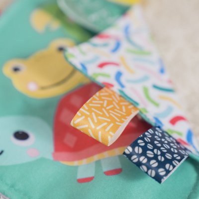 BRIGHT STARTS Kuscheldecke mit C-Ring Fuzzy Feel ™ 0m +