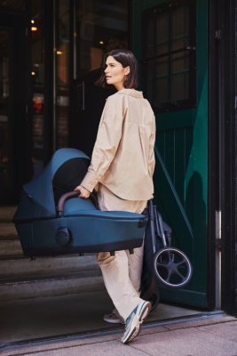 EASYWALKER SET Kinderwagen 4-in-1 Harvey⁵ Premium Jade Green XXL AIR + CYBEX Aton B2 i-Size