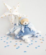 Doudou Zestaw prezentowy - pluszowy miś przytulanka z czapeczką