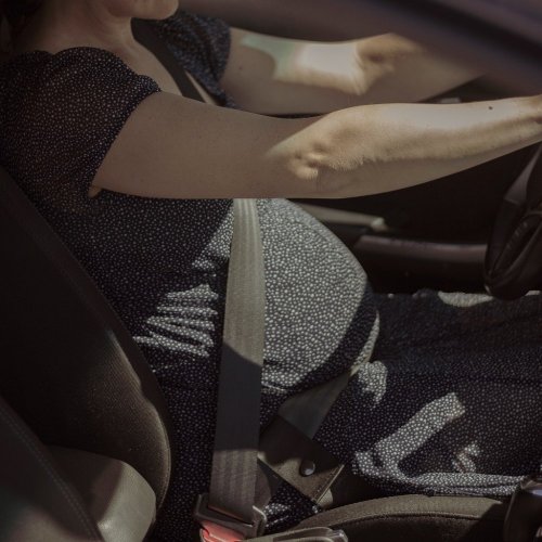 PETITE&MARS Cinturón de seguridad para embarazadas Beltley