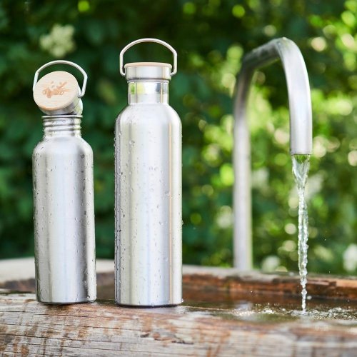 Botella de agua de acero inoxidable con tapa de bambú 750 ml