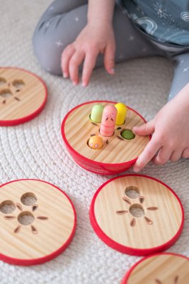 small foot Apfel-Puzzle mit Würmern