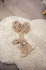 Doudou Zestaw prezentowy beżowy Pluszowy króliczek i buciki