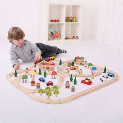 Bigjigs Rail Caminho de Ferro de Madeira Cidade e Aldeia 91 Peças