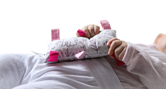 MyMoo Montessori úchopový polštářek - Pro holčičku