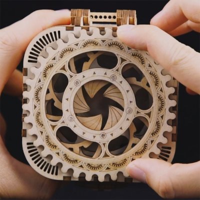 RoboTime Drewniane Mechaniczne Puzzle 3D Szkatułka na biżuterię