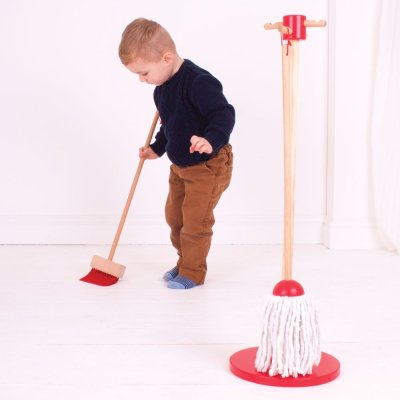 Bigjigs Toys zestaw do sprzątania czerwony