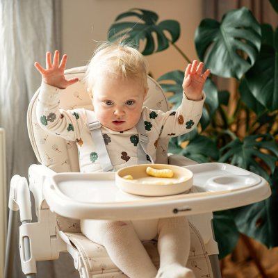 PETITE&MARS Potah sedáku a podnos k dětské židličke Gusto Beige Dandelions