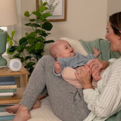 INGENUITY Leitor de música com bluetooth Pock-a-Bye Baby™ 6m+