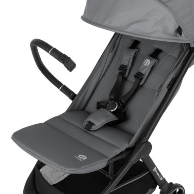PETITE&MARS Kočárek sportovní Zip Smoky Anthracite