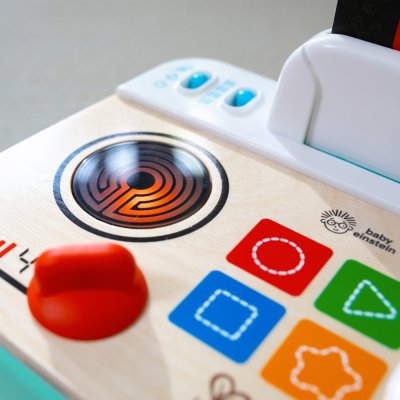 BABY EINSTEIN Musikspielzeug Magic Touch Kitchen™ So tun, als würde man kochen, HAPE ab 9 Monaten